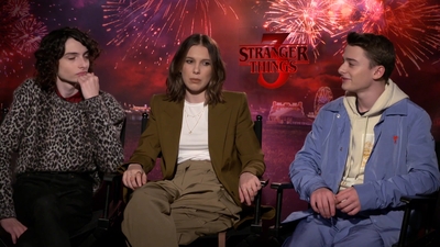 2019-06-28_-_FOX_5_Washington_DC_-_Stranger_Things_S03_Interview_mp42828.jpg
