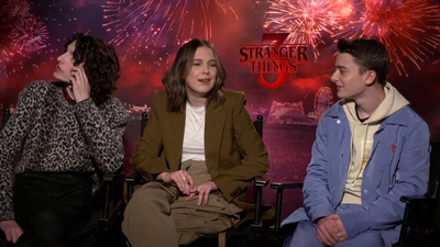2019-06-28_-_FOX_5_Washington_DC_-_Stranger_Things_S03_Interview_mp42842.jpg
