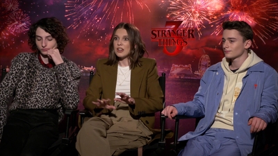 2019-06-28_-_FOX_5_Washington_DC_-_Stranger_Things_S03_Interview_mp42888.jpg