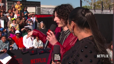 2019-06-28_-_Stranger_Things_Season_3_Premiere_NEW_mp40946.jpg