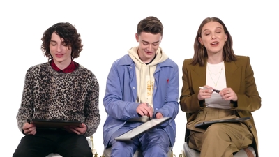 2019-07-11_-_Netflix_-_Stranger_Things_3_Best_Friends_Challenge_mp42573.jpg