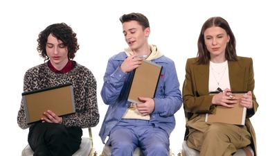 2019-07-11_-_Netflix_-_Stranger_Things_3_Best_Friends_Challenge_mp42624.jpg
