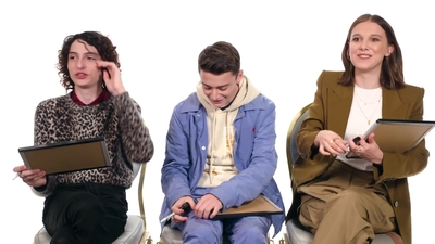 2019-07-11_-_Netflix_-_Stranger_Things_3_Best_Friends_Challenge_mp42633.jpg