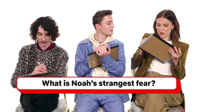 2019-07-11_-_Netflix_-_Stranger_Things_3_Best_Friends_Challenge_mp42640.jpg