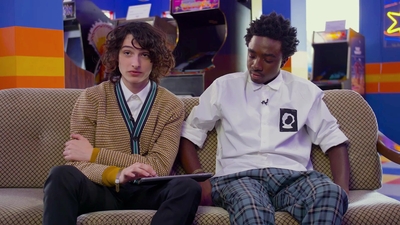 2019-07-12_-_Netflix_Polska_-_Stranger_Things_S03_Interview_mp42895.jpg