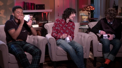 2019-09-04_-_Collider_Extras_It_Chapter_Two_Cast_Interview_mp45520.jpg