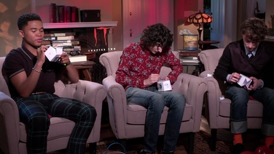 2019-09-04_-_Collider_Extras_It_Chapter_Two_Cast_Interview_mp45573.jpg