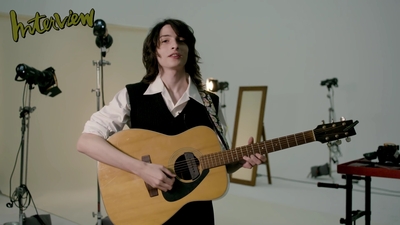 2019-12-24_-_Interview_Magazine_-_Iconic_Film_Scores_on_His_Guitar_mp45335.jpg