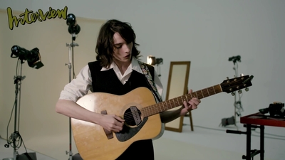 2019-12-24_-_Interview_Magazine_-_Iconic_Film_Scores_on_His_Guitar_mp45355.jpg