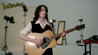 2019-12-24_-_Interview_Magazine_-_Iconic_Film_Scores_on_His_Guitar_mp45365.jpg