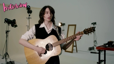 2019-12-24_-_Interview_Magazine_-_Iconic_Film_Scores_on_His_Guitar_mp45602.jpg