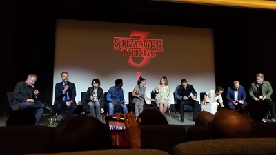 2020-01-11_-_Stranger_Things_Season_3_Q_and_A_mp40170.jpg