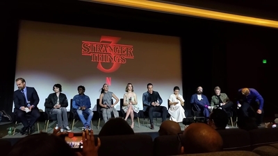 2020-01-11_-_Stranger_Things_Season_3_Q_and_A_mp40176.jpg