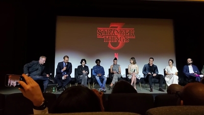 2020-01-11_-_Stranger_Things_Season_3_Q_and_A_mp40202.jpg