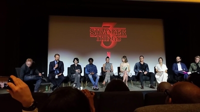 2020-01-11_-_Stranger_Things_Season_3_Q_and_A_mp40205.jpg