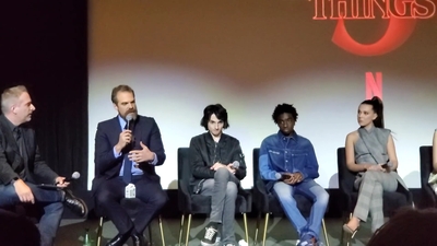 2020-01-11_-_Stranger_Things_Season_3_Q_and_A_mp40225.jpg