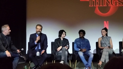 2020-01-11_-_Stranger_Things_Season_3_Q_and_A_mp40245.jpg