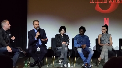 2020-01-11_-_Stranger_Things_Season_3_Q_and_A_mp40254.jpg