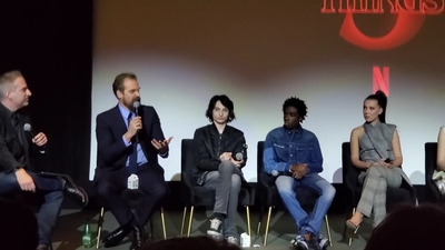 2020-01-11_-_Stranger_Things_Season_3_Q_and_A_mp40255.jpg