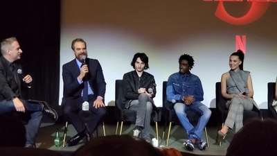 2020-01-11_-_Stranger_Things_Season_3_Q_and_A_mp40262.jpg