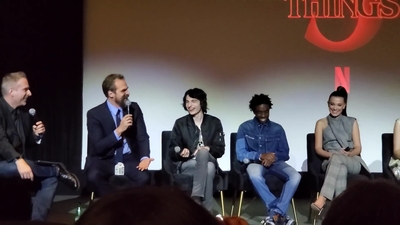 2020-01-11_-_Stranger_Things_Season_3_Q_and_A_mp40271.jpg