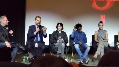 2020-01-11_-_Stranger_Things_Season_3_Q_and_A_mp40283.jpg