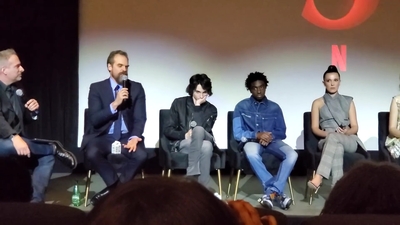 2020-01-11_-_Stranger_Things_Season_3_Q_and_A_mp40287.jpg