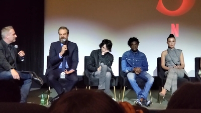 2020-01-11_-_Stranger_Things_Season_3_Q_and_A_mp40288.jpg