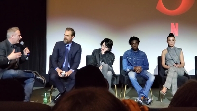 2020-01-11_-_Stranger_Things_Season_3_Q_and_A_mp40294.jpg