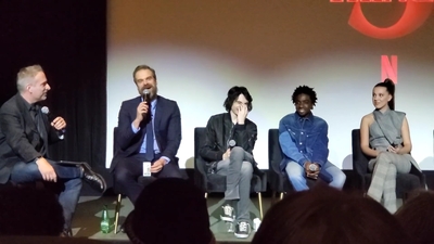 2020-01-11_-_Stranger_Things_Season_3_Q_and_A_mp40303.jpg