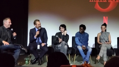 2020-01-11_-_Stranger_Things_Season_3_Q_and_A_mp40307.jpg