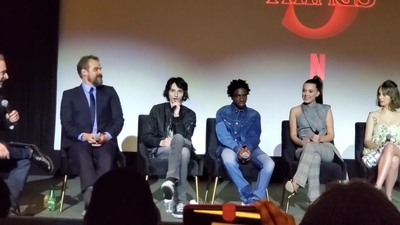 2020-01-11_-_Stranger_Things_Season_3_Q_and_A_mp40335.jpg