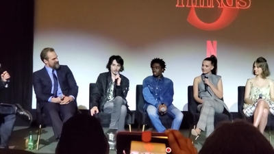 2020-01-11_-_Stranger_Things_Season_3_Q_and_A_mp40340.jpg