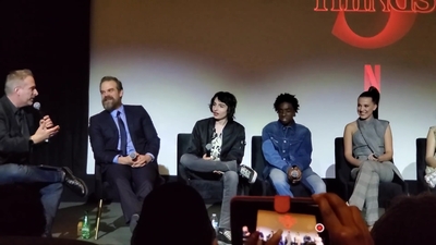 2020-01-11_-_Stranger_Things_Season_3_Q_and_A_mp40348.jpg