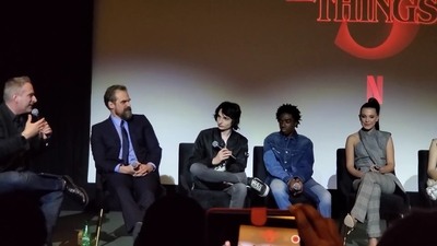 2020-01-11_-_Stranger_Things_Season_3_Q_and_A_mp40352.jpg