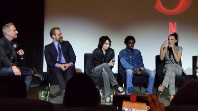 2020-01-11_-_Stranger_Things_Season_3_Q_and_A_mp40393.jpg