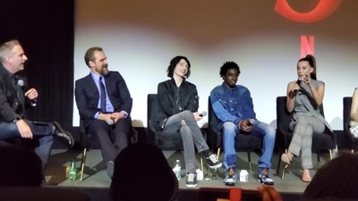 2020-01-11_-_Stranger_Things_Season_3_Q_and_A_mp40397.jpg