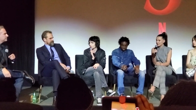 2020-01-11_-_Stranger_Things_Season_3_Q_and_A_mp40410.jpg