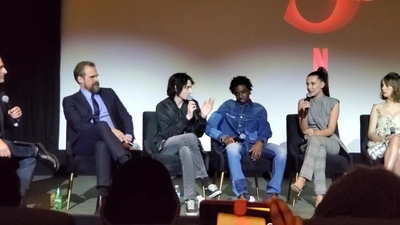 2020-01-11_-_Stranger_Things_Season_3_Q_and_A_mp40413.jpg