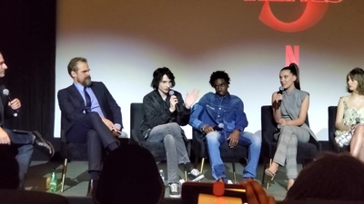 2020-01-11_-_Stranger_Things_Season_3_Q_and_A_mp40414.jpg
