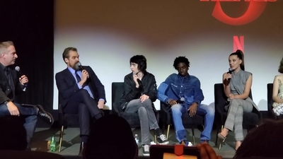 2020-01-11_-_Stranger_Things_Season_3_Q_and_A_mp40423.jpg