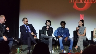 2020-01-11_-_Stranger_Things_Season_3_Q_and_A_mp40429.jpg