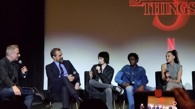 2020-01-11_-_Stranger_Things_Season_3_Q_and_A_mp40436.jpg