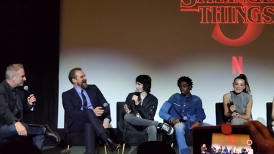 2020-01-11_-_Stranger_Things_Season_3_Q_and_A_mp40438.jpg