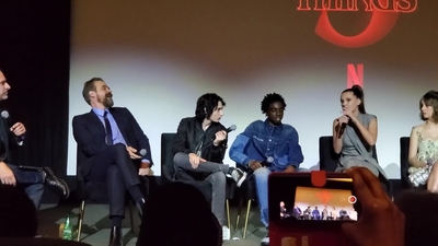 2020-01-11_-_Stranger_Things_Season_3_Q_and_A_mp40459.jpg
