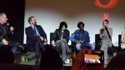 2020-01-11_-_Stranger_Things_Season_3_Q_and_A_mp40483.jpg