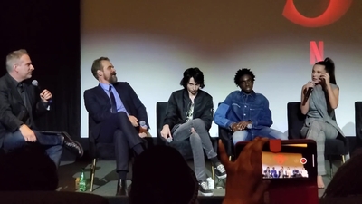 2020-01-11_-_Stranger_Things_Season_3_Q_and_A_mp40485.jpg