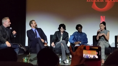 2020-01-11_-_Stranger_Things_Season_3_Q_and_A_mp40488.jpg