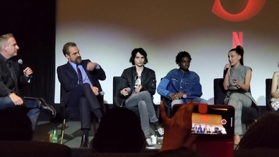2020-01-11_-_Stranger_Things_Season_3_Q_and_A_mp40499.jpg