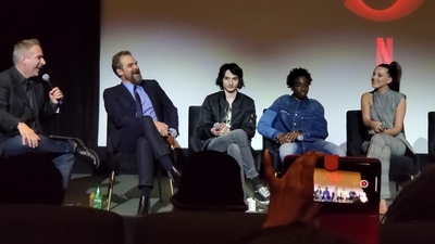 2020-01-11_-_Stranger_Things_Season_3_Q_and_A_mp40502.jpg